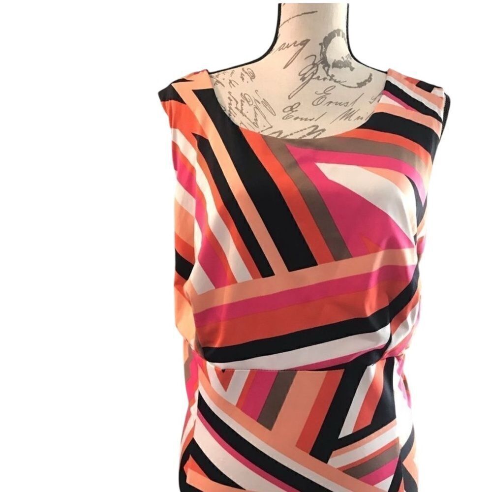 Pink and Black Sleeveless Sheath Mini Dress - Picture 3 of 9